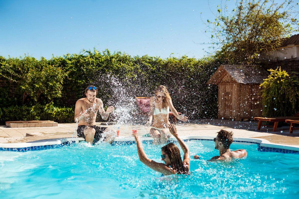 Como Limpar as Pedras da Piscina?