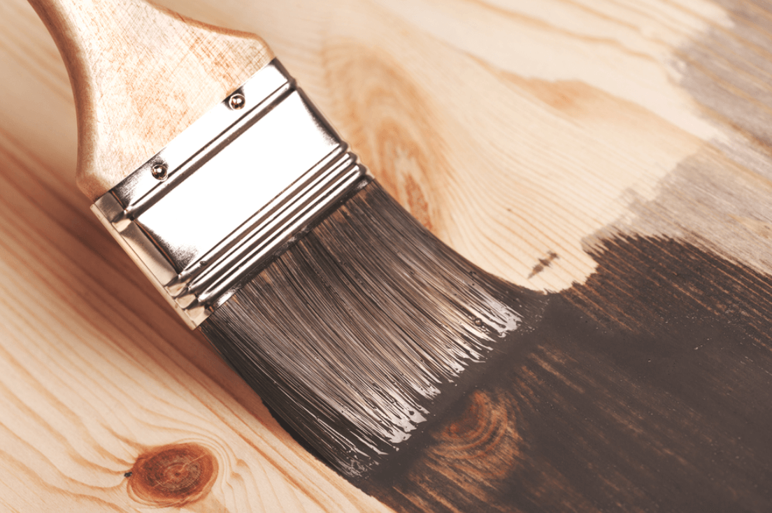 Vai pintar uma superficie Conheca as diferencas entre pintura com spray pincel e rolo Vai pintar uma superficie Conheca as diferencas entre pintura com spray pincel e rolo